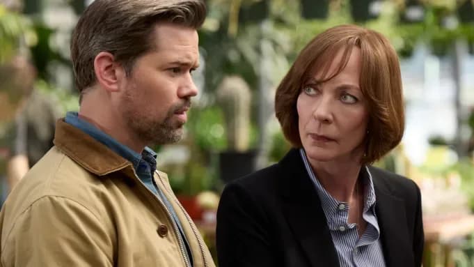 Exclusif : HBO acquiert « Miss You, Love You » avec Allison Janney et Andrew Rannells