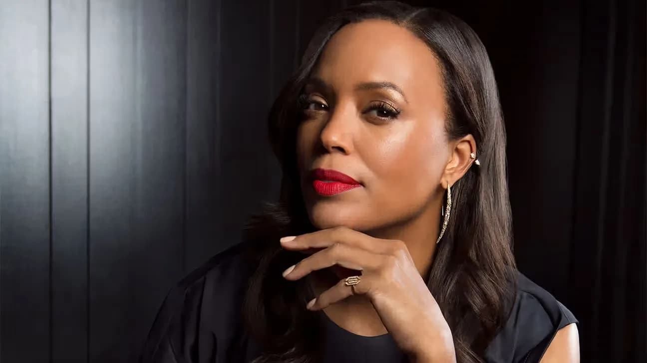 Aisha Tyler révèle ses confidences sur Connor Storrie avant la célébrité de Heated Rivalry