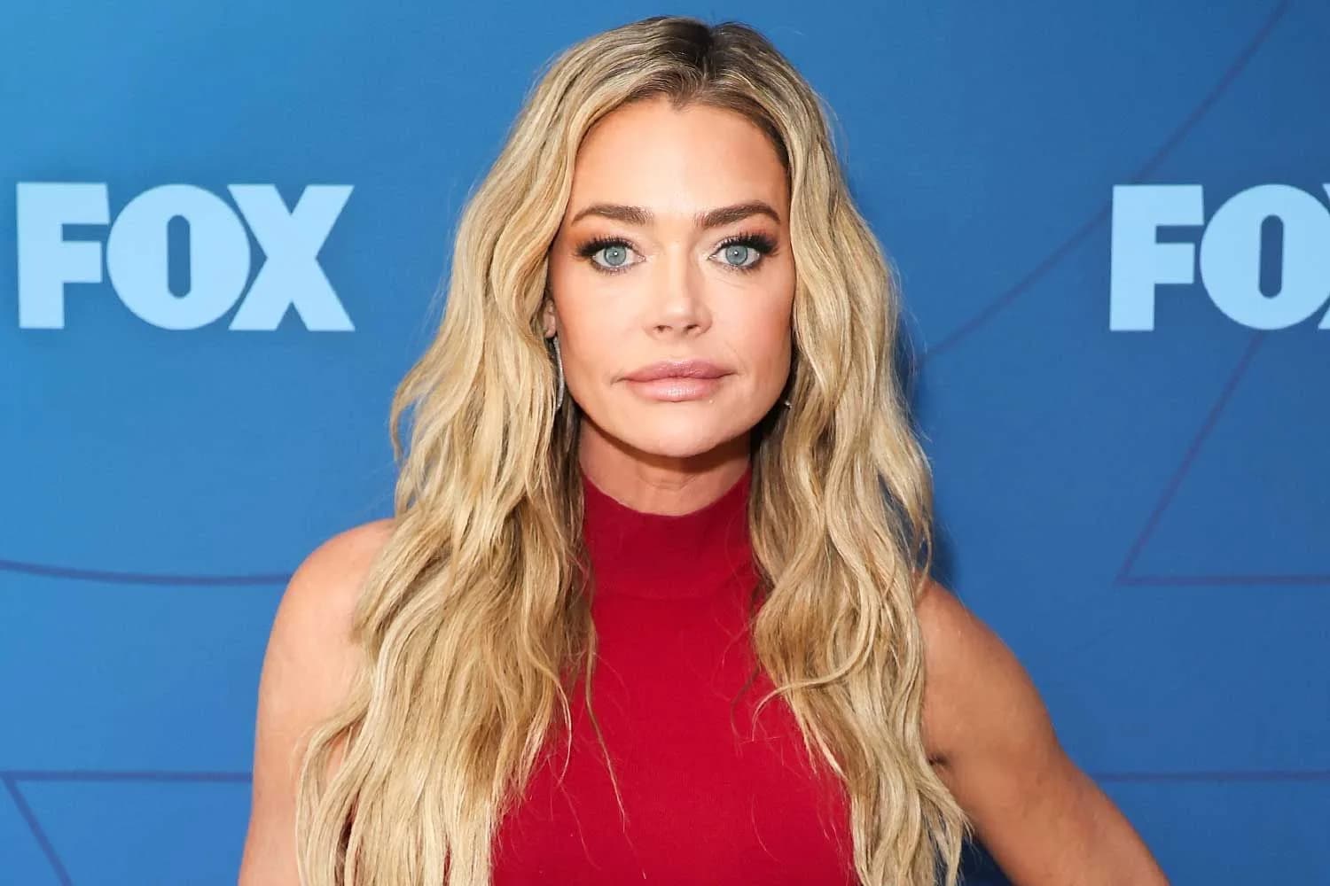 Denise Richards bouleversée par la disparition de son ami Patrick Muldoon, star de Starship Troopers