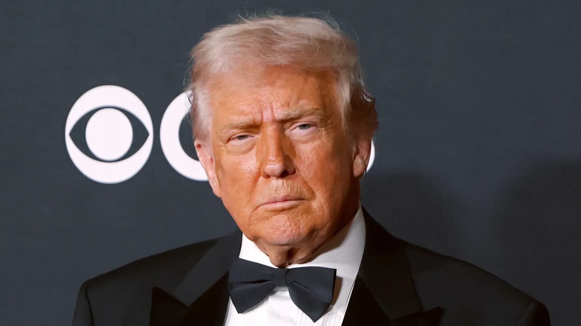Donald Trump réagit après l’arrestation du tireur au dîner des correspondants : « Ce sont des fous »
