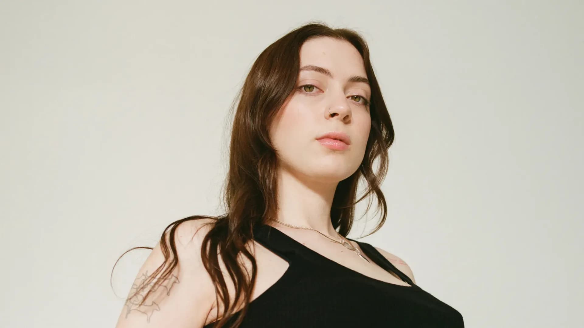 Lizzy McAlpine officialise sa romance avec Kane Ritchotte : un nouveau duo musical complice