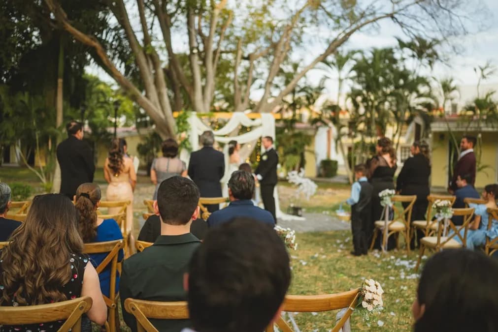 Sarah Martins enceinte : sa demande en mariage surprise à quelques semaines de l'accouchement en 2026