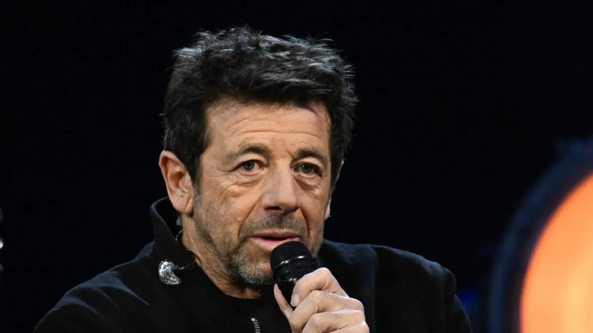 Patrick Bruel humilié : son vinyle détruit sur scène par un collectif féministe